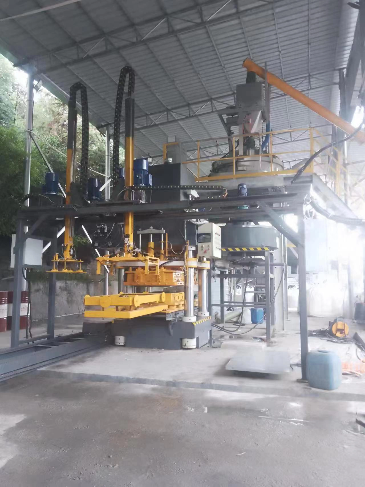 Terrazzo Tile Machinery of Terrazzo Tile Making Machine